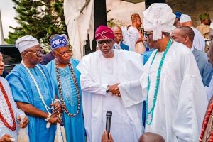 Gov. Sanwo-Olu Receives Council Of Obas & Chiefs At The Lagos House 10