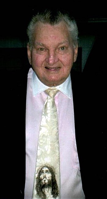 Lester M Burgess