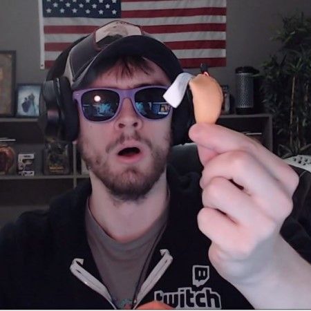 StaysafeTV Twitch Banned: Age Girlfriend, Real Name and ... 1